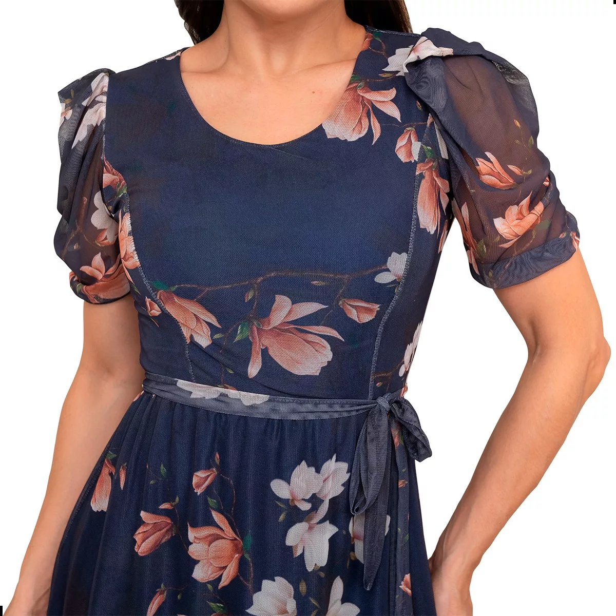 Look completo com o Vestido Midi Tule para mulheres plus size